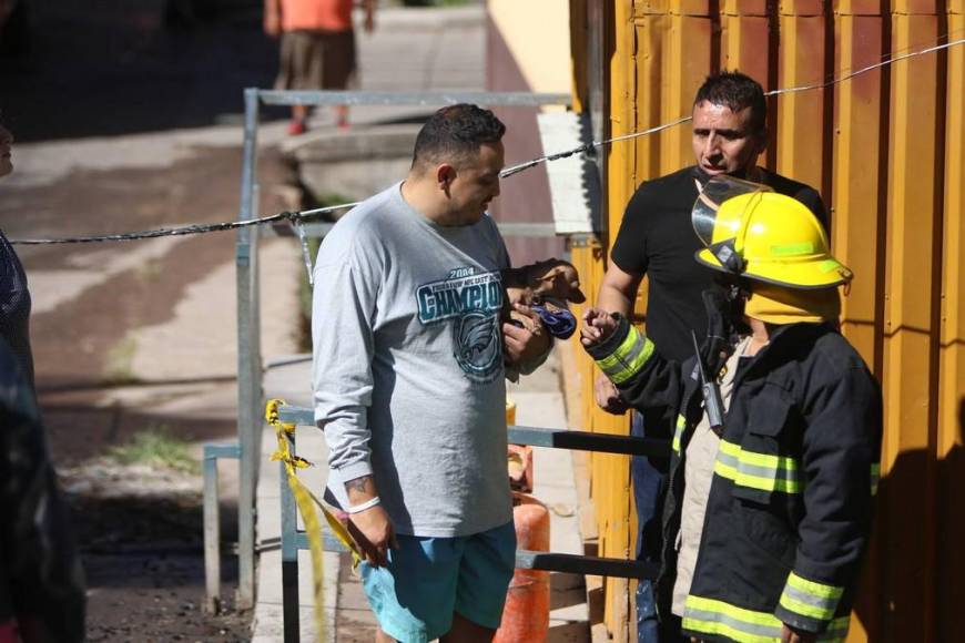 Cinco familias quedaron en la calle tras voraz incendio en el barrio San Pablo de la capital