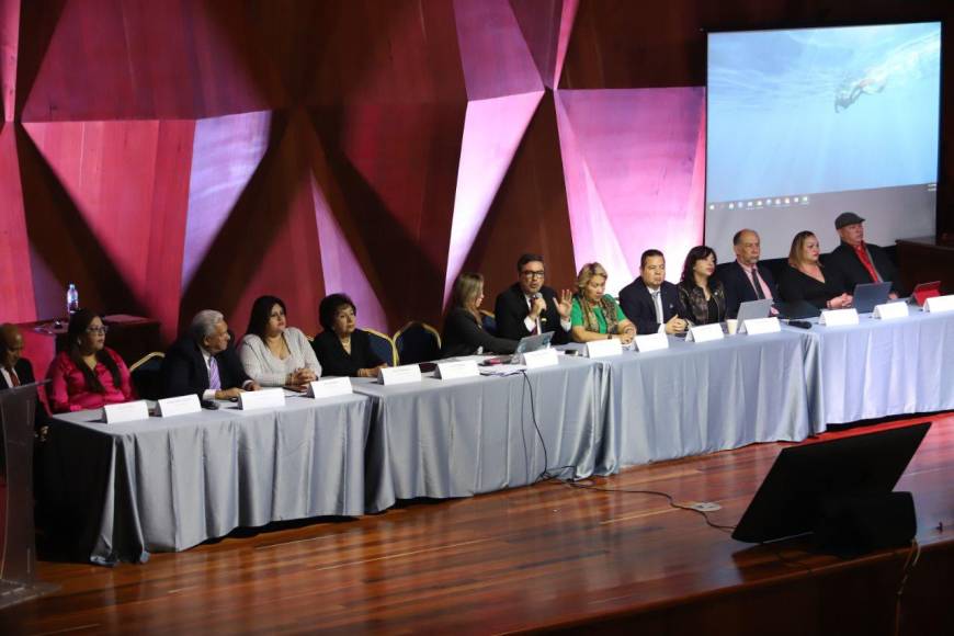 Así oficializó la Junta Nominadora el listado de 45 candidatos a magistrados de la CSJ