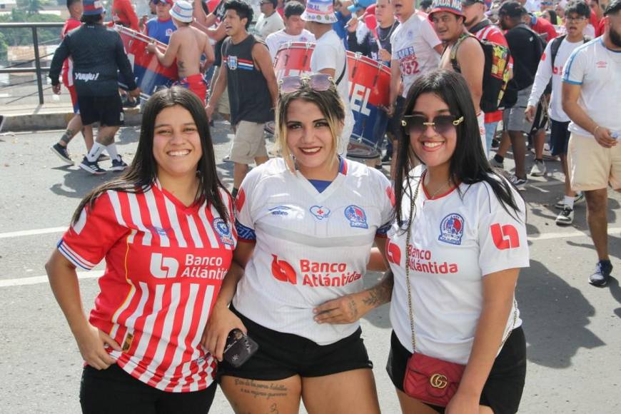 Así llegó afición olimpista para apoyar al León en el Olimpia vs Marathón