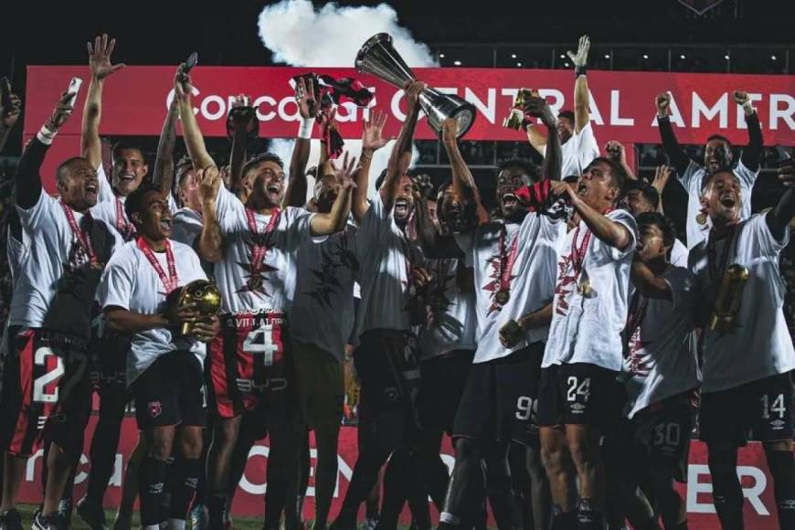 ¡Olimpia cae! Los equipos de fútbol más caros de Centroamérica