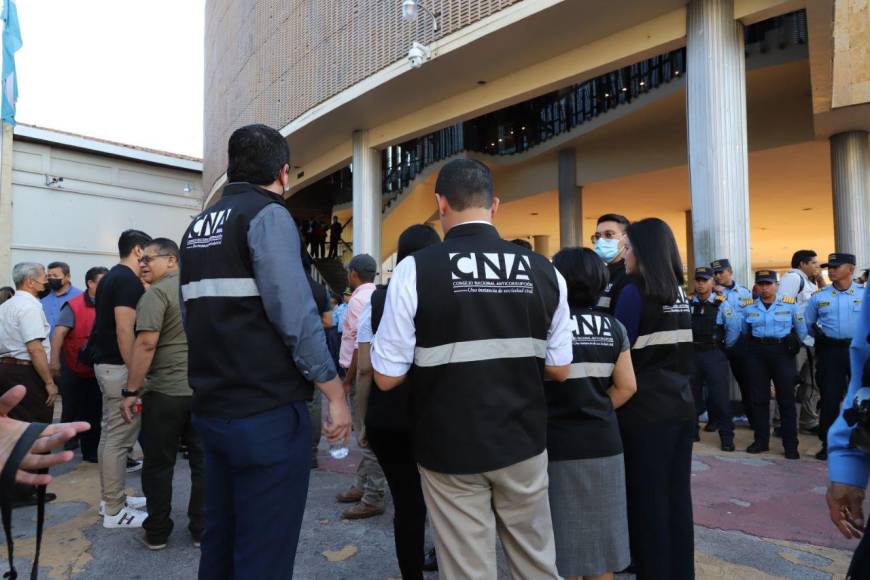 Militantes de Libre exigen al Congreso Nacional elección de la Corte Suprema de Justicia