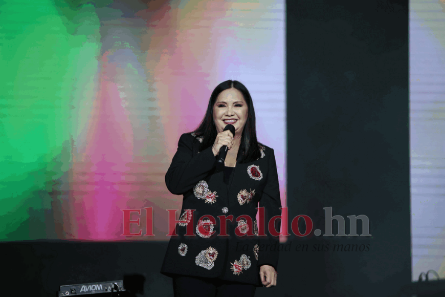 El espectacular concierto de Ana Gabriel en Honduras en imágenes