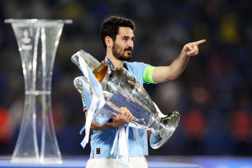 Barcelona pierde figura y va por Leao, Gundogan cerca del City y Vitor Roque sorprende