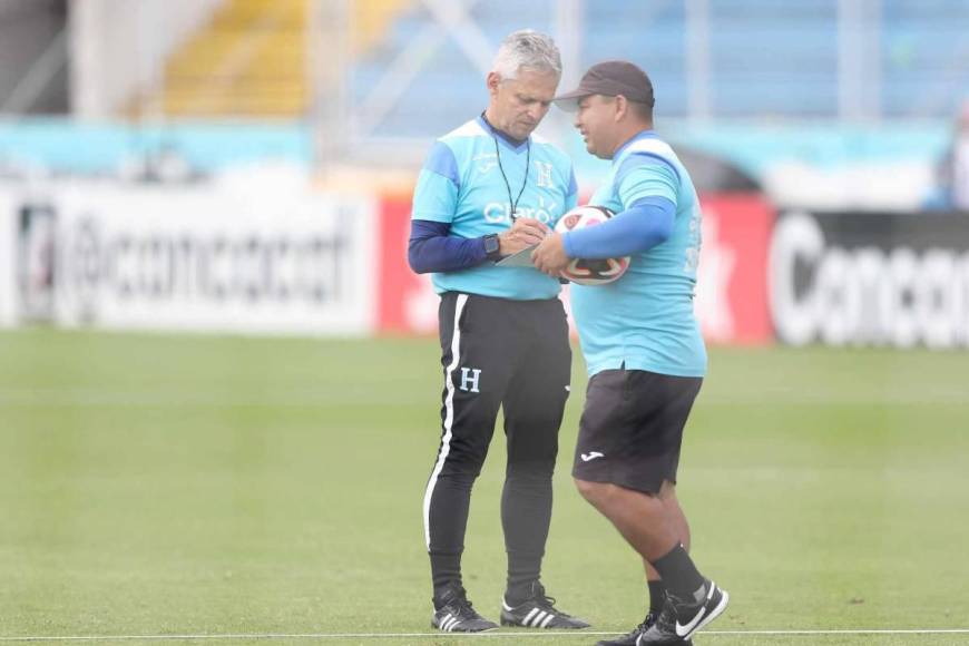 Reinaldo Rueda afinó detalles en microciclo para partidos de Liga de Naciones