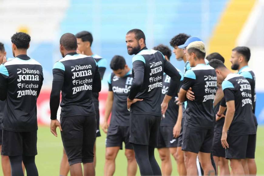 Reinaldo Rueda afinó detalles en microciclo para partidos de Liga de Naciones