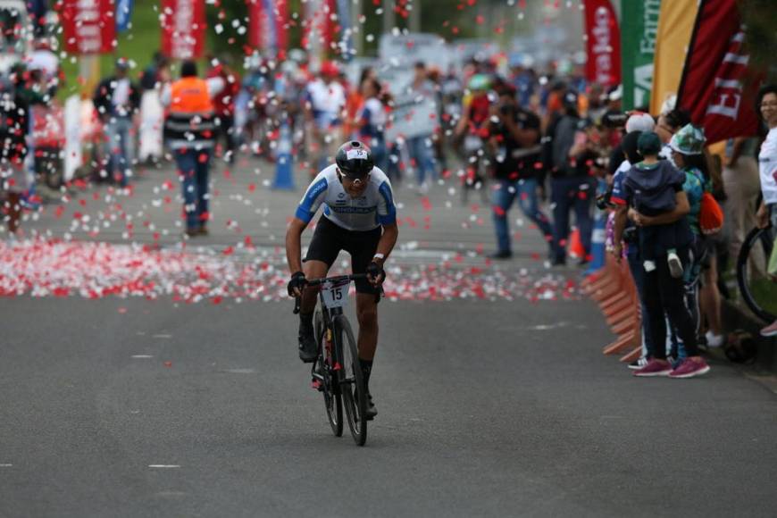 Lucha y emoción: Los 20 mejores momentos de la Vuelta Ciclística 2023