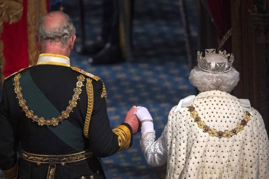 ¿Cómo y dónde será la coronación de Carlos III tras la muerte de Isabel II?