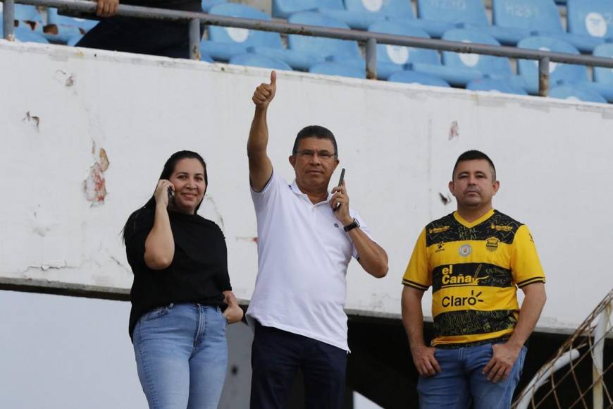 Belleza y pasión por sus equipos: el ambiente en el Real España vs Motagua