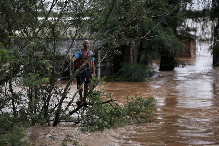 Suman 56 muertos en el sur de Brasil por desastre climático