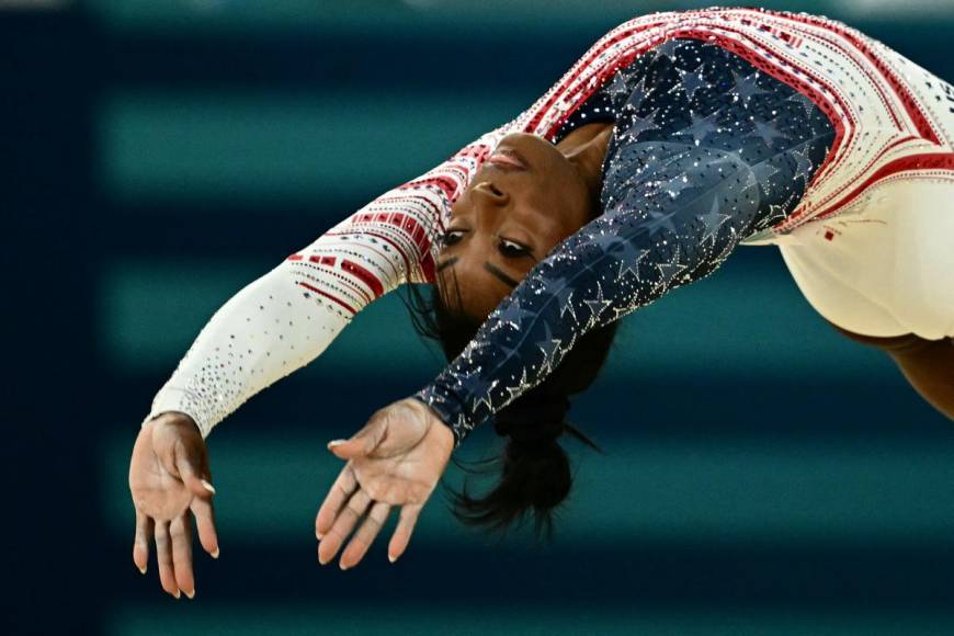 Así ganó Simone Biles su primera medalla de oro en París 2024