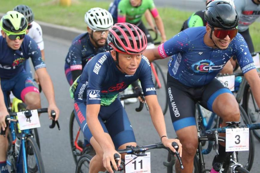 Así arrancó la undécima Vuelta Ciclística de El Heraldo