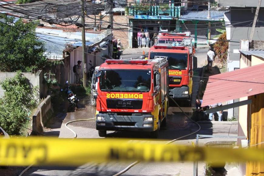 Cinco familias quedaron en la calle tras voraz incendio en el barrio San Pablo de la capital