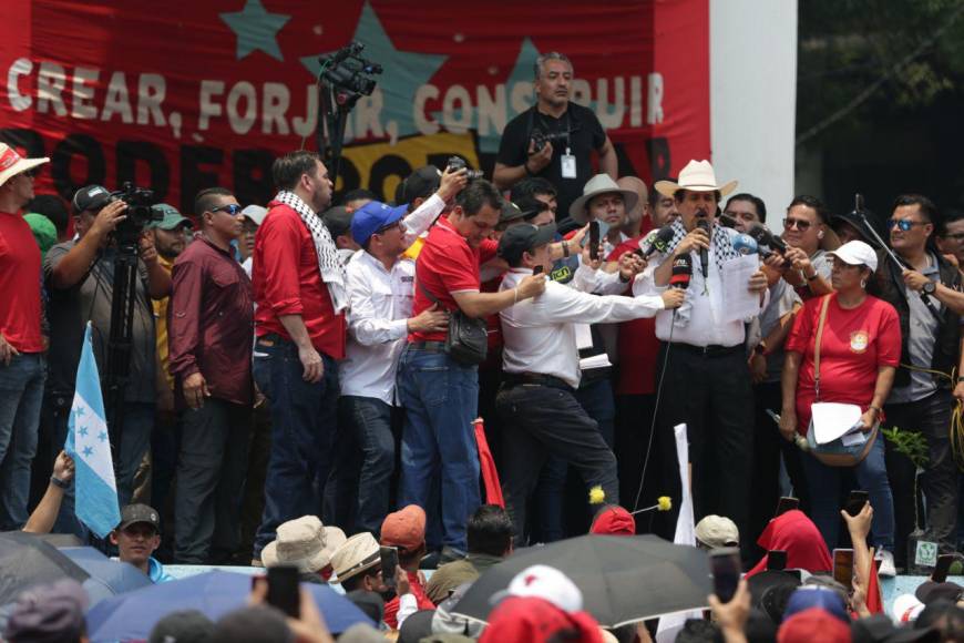 Los políticos hondureños que asistieron a la marcha del 1 de mayo