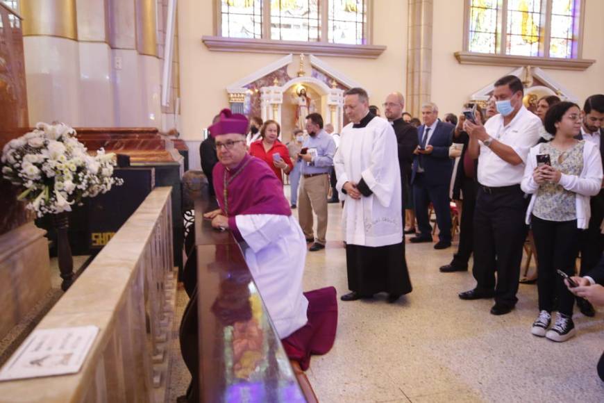 Así fue la llegada del nuevo arzobispo de Tegucigalpa a la Basílica de Suyapa