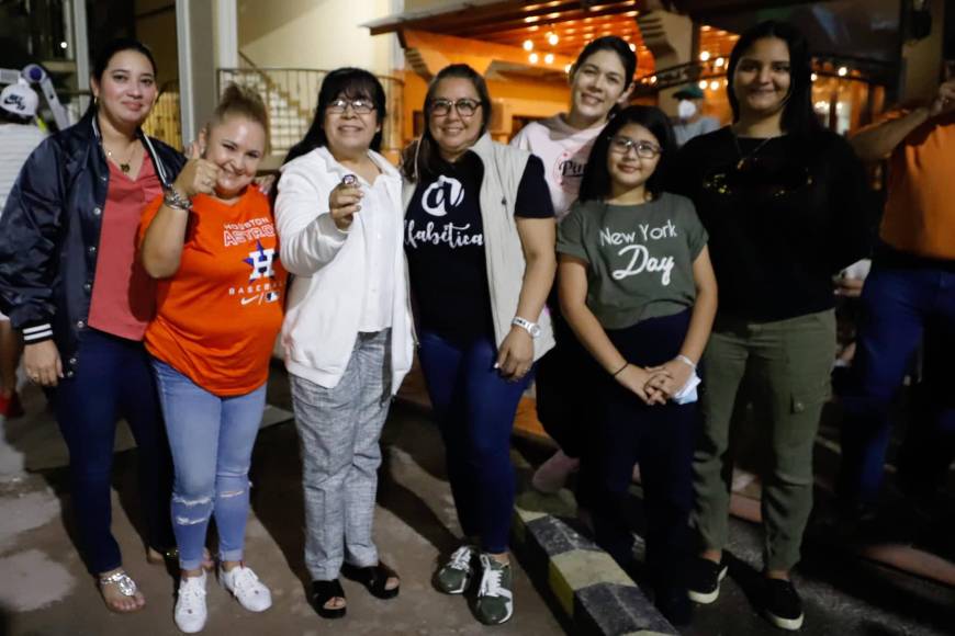 Así fue el eco de felicidad de la familia de Mauricio Dubón tras su victoria en la Serie Mundial