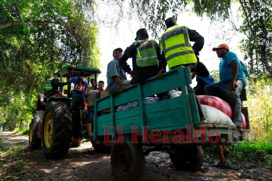 Hambrientos, temerosos y enfermos: Afectados por las lluvias en Choloma claman por ayuda