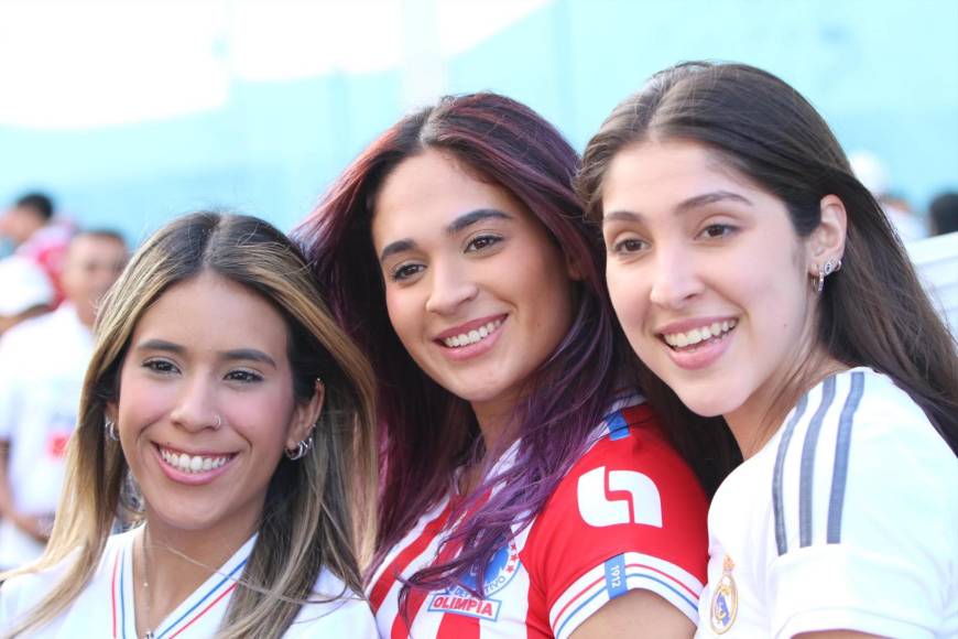 ¿Quién es la colocha? Las lindas chicas de la final Olimpia-Motagua