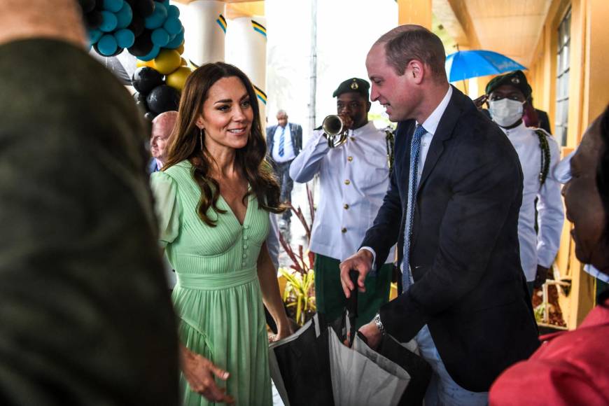 Los “guiños” de vestuario de Kate Middleton durante su viaje por el Caribe