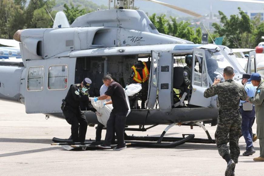 En helicóptero y tras ardua labor recuperan cuerpo de quinto joven asesinado en mudanza