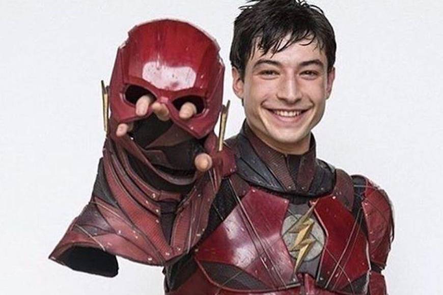 Las curiosidades de Ezra Miller, el actor que da vida a Flash