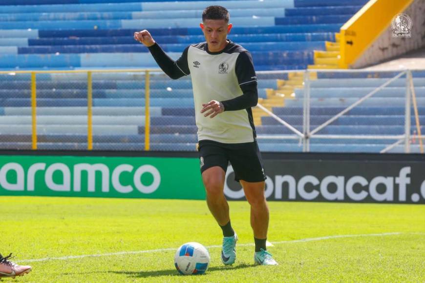 Olimpia modifica su alineación titular para enfrentar a UPN ¿Jugará Arboleda y Menjívar?