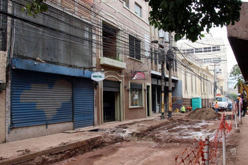 Así avanzan los trabajos de reconstrucción de la avenida Cervantes en el centro de Tegucigalpa