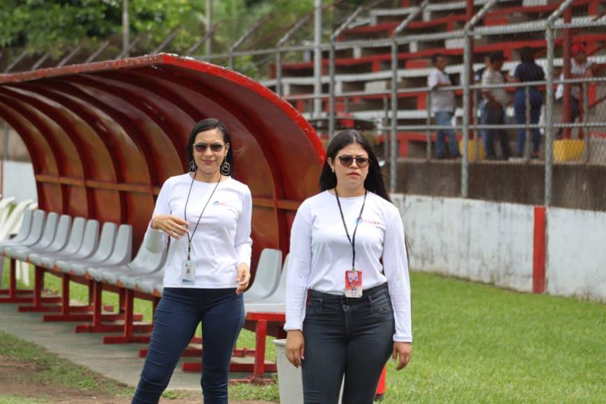 Mucha belleza y gran ambiente en Tocoa por llegada del Real España