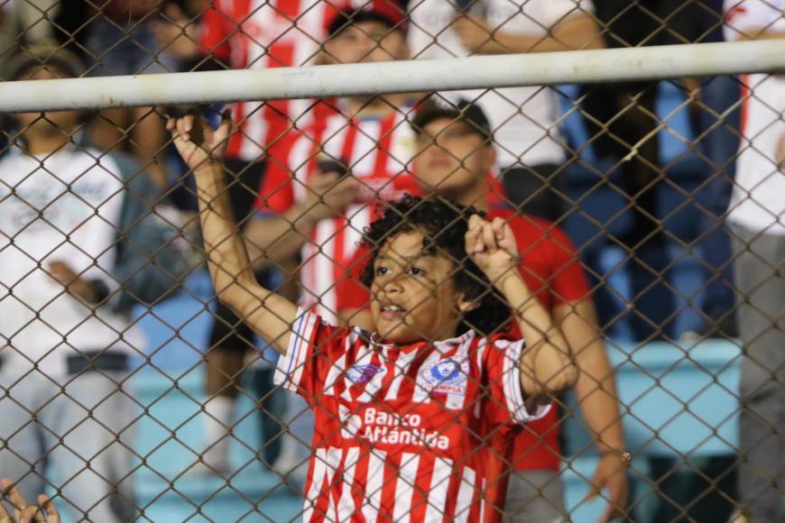 ¡Ruge león! Así fue el festejó del Olimpia por la clasificación a la final