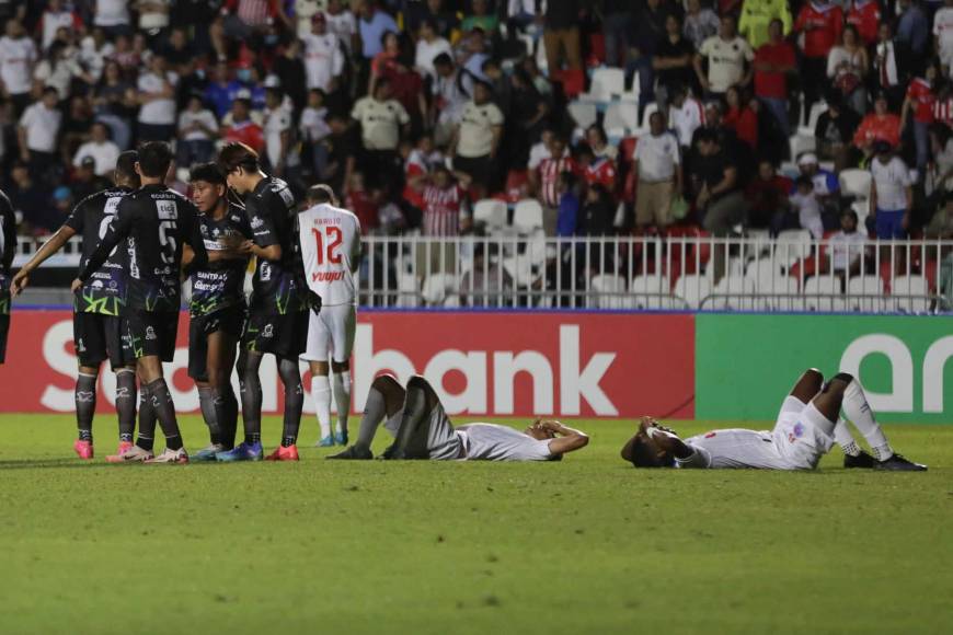 Así salieron jugadores del Olimpia tras eliminación de Copa Centroamericana