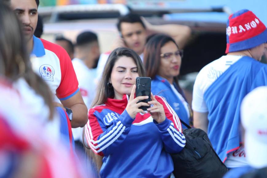 ¿Quién es la colocha? Las lindas chicas de la final Olimpia-Motagua