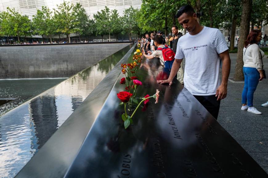 22 años de los ataques del 11 de septiembre; Nueva York sigue llorando las víctimas