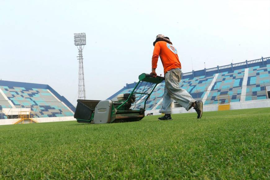 El Estadio Morazán ya se pintó, se está puliendo la grama y se acerca la reapertura