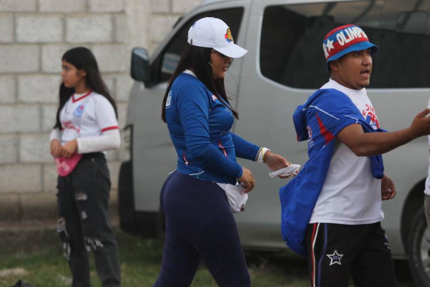 Las bellas aficionadas que llegaron al estadio Carlos Miranda para disfrutar del Olimpia vs Marathón