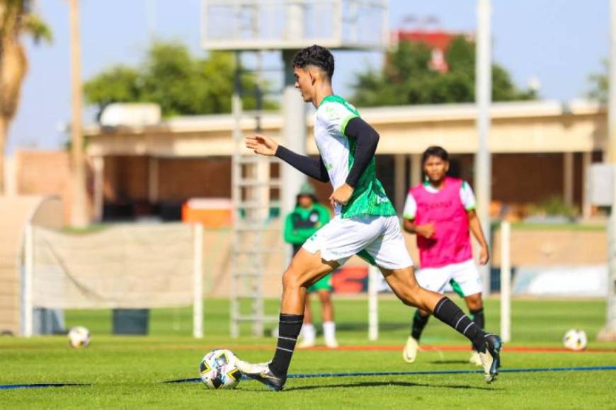 Antony “Choco” Lozano realiza su primer entrenamiento con el Santos Laguna de México