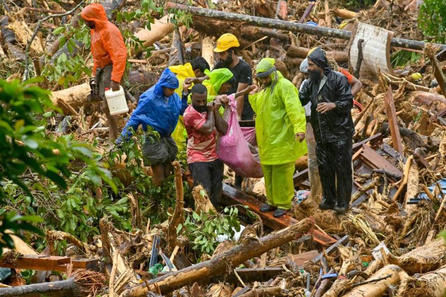 Lluvias devastan plantación de té en India: suman 160 muertes