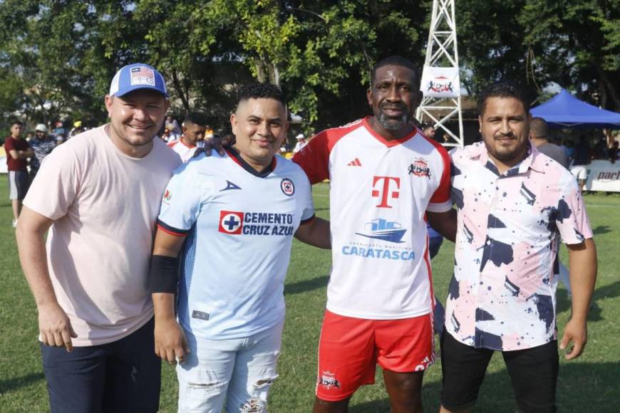 Así lucen actualmente los exfutbolistas de Honduras: Están jugando en la Liga de Veteranos