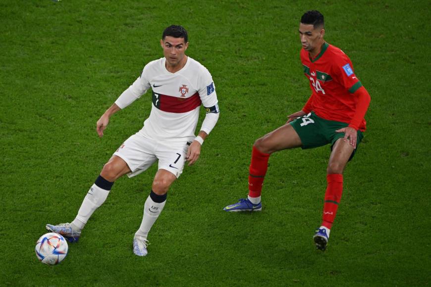 El mundo del deporte lo sufre: un destrozado Cristiano Ronaldo cae en su última guerra, Qatar 2022