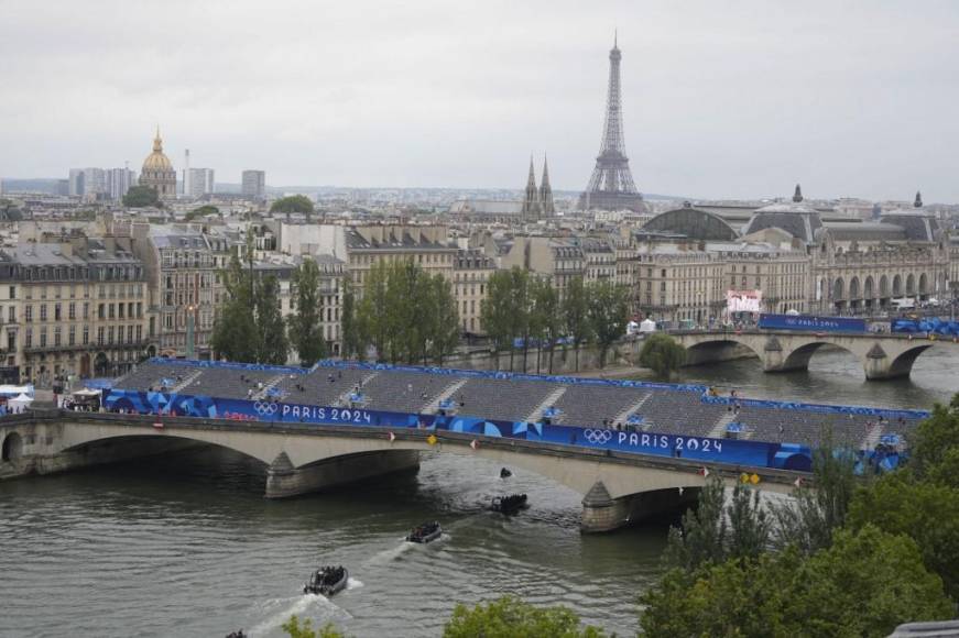 Río Sena y Torre Eiffel, monumentos epicentro del espectáculo en París-2024