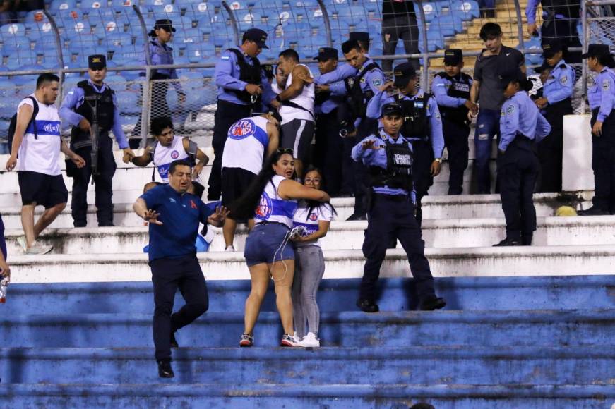 En tremenda pelea termina el Marathón - Alianza por Copa Centroamericana