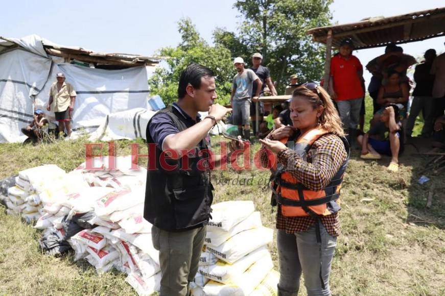 Desolados y a la espera de ayuda están decenas de familias en excampos bananeros