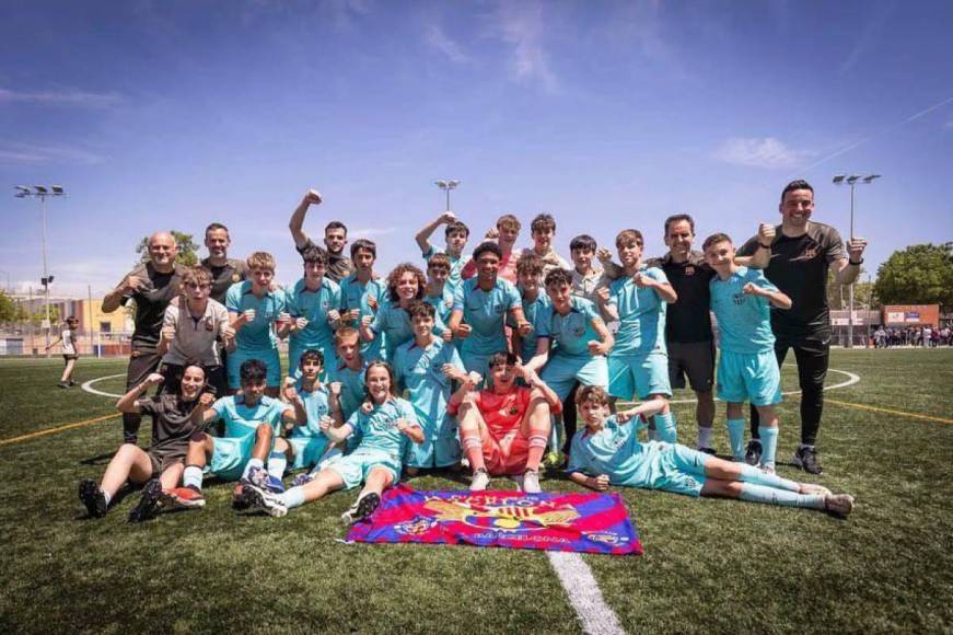 Barcelona tiene en La Masia a un futbolista que podría jugar con la Selección de Honduras