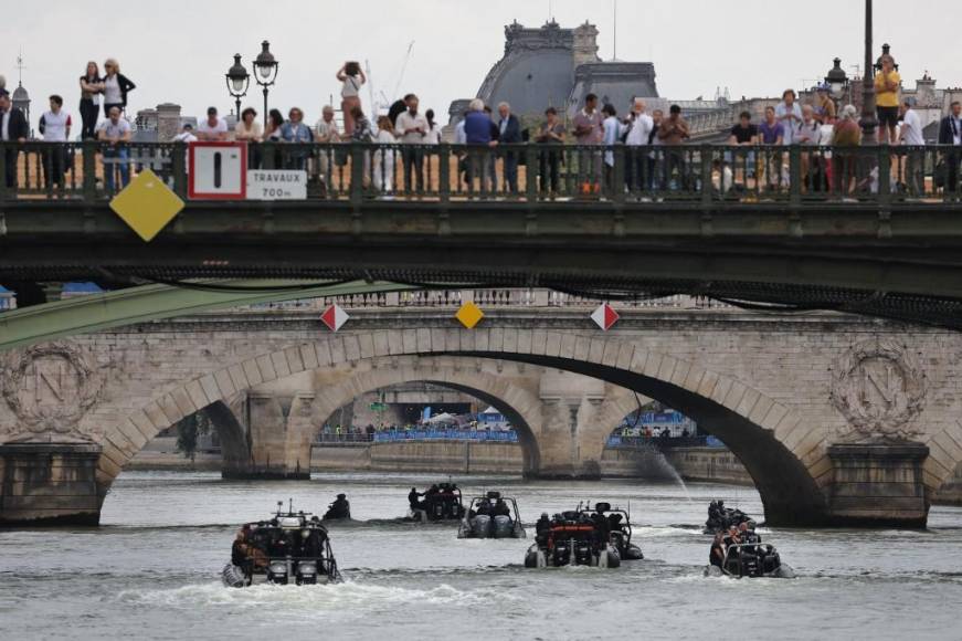 Río Sena y Torre Eiffel, monumentos epicentro del espectáculo en París-2024