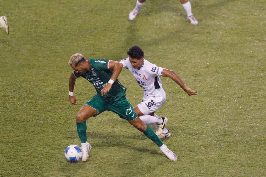 En tremenda pelea termina el Marathón - Alianza por Copa Centroamericana