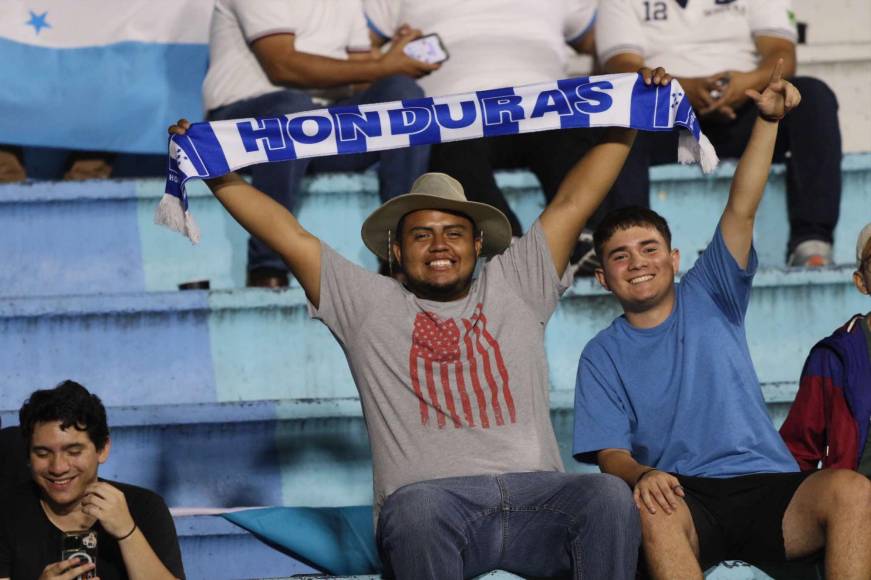 No se vio: Rostros triste tras derrota de Honduras y zafarrancho en el Nacional