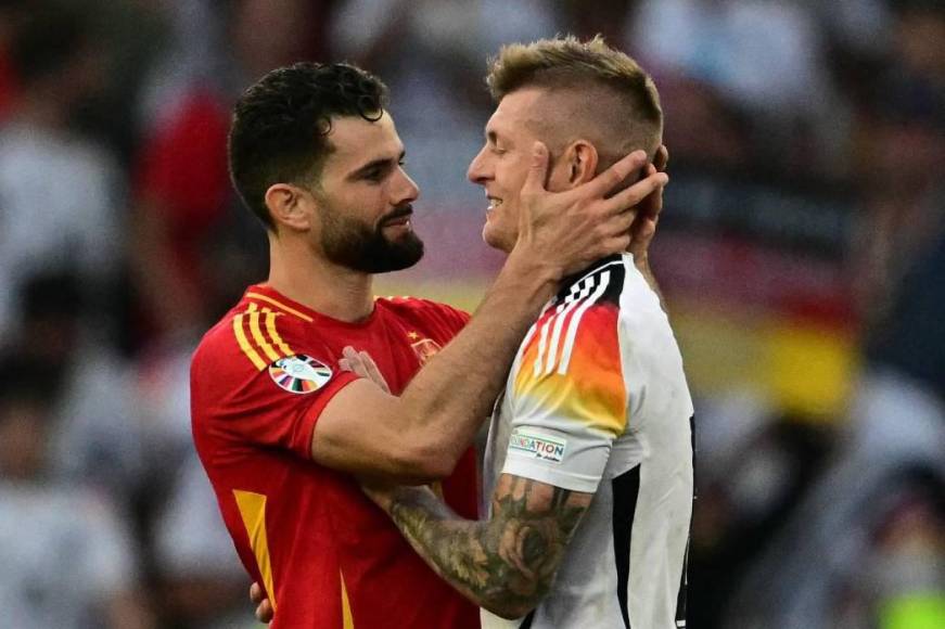 Kroos entre lágrimas, tristeza de Alemania y festejo de España por pase a semifinales de Eurocopa