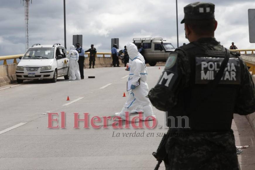 Una decena de casquillos de bala, un muerto y un herido: lo que se sabe del atentado a un taxi en la capital