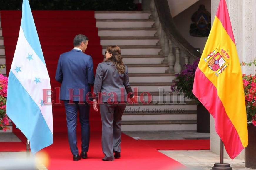 Así fue la llegada de Pedro Sánchez a Casa Presidencial (FOTOS)