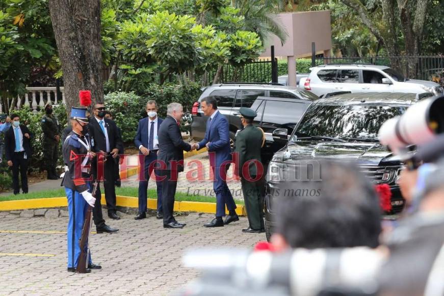 Así fue la llegada de Pedro Sánchez a Casa Presidencial (FOTOS)