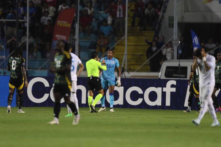 Los pecados capitales de Honduras ante Jamaica ¿Es culpa Rueda?