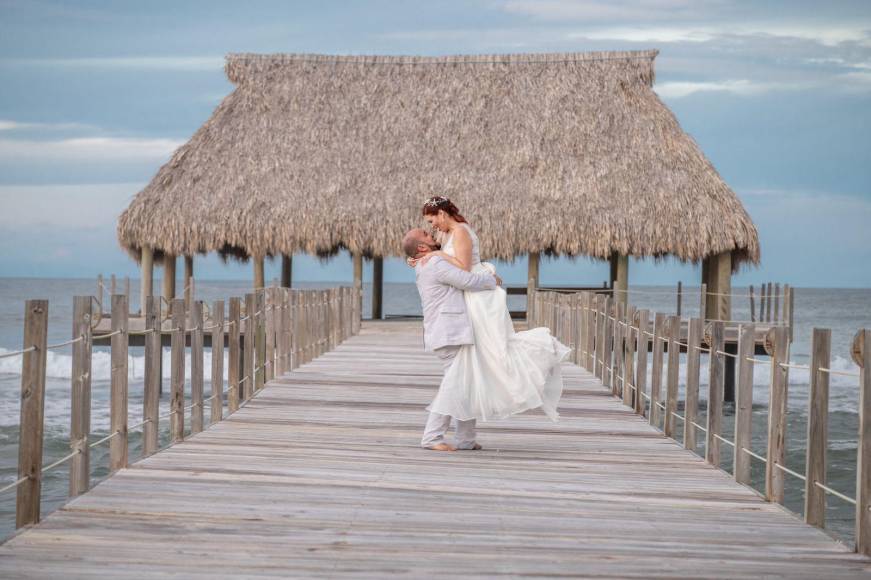 Las fotos que no viste de la boda de Daniel Sponda y Erika Urtecho